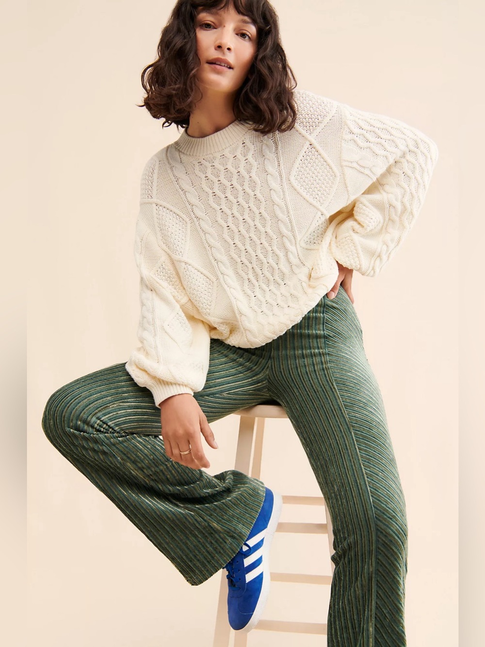 Free People Slim Pull-On Velvet Flare Trousers Ribbed Forest Green Pants Size M - Picture 2 of 7